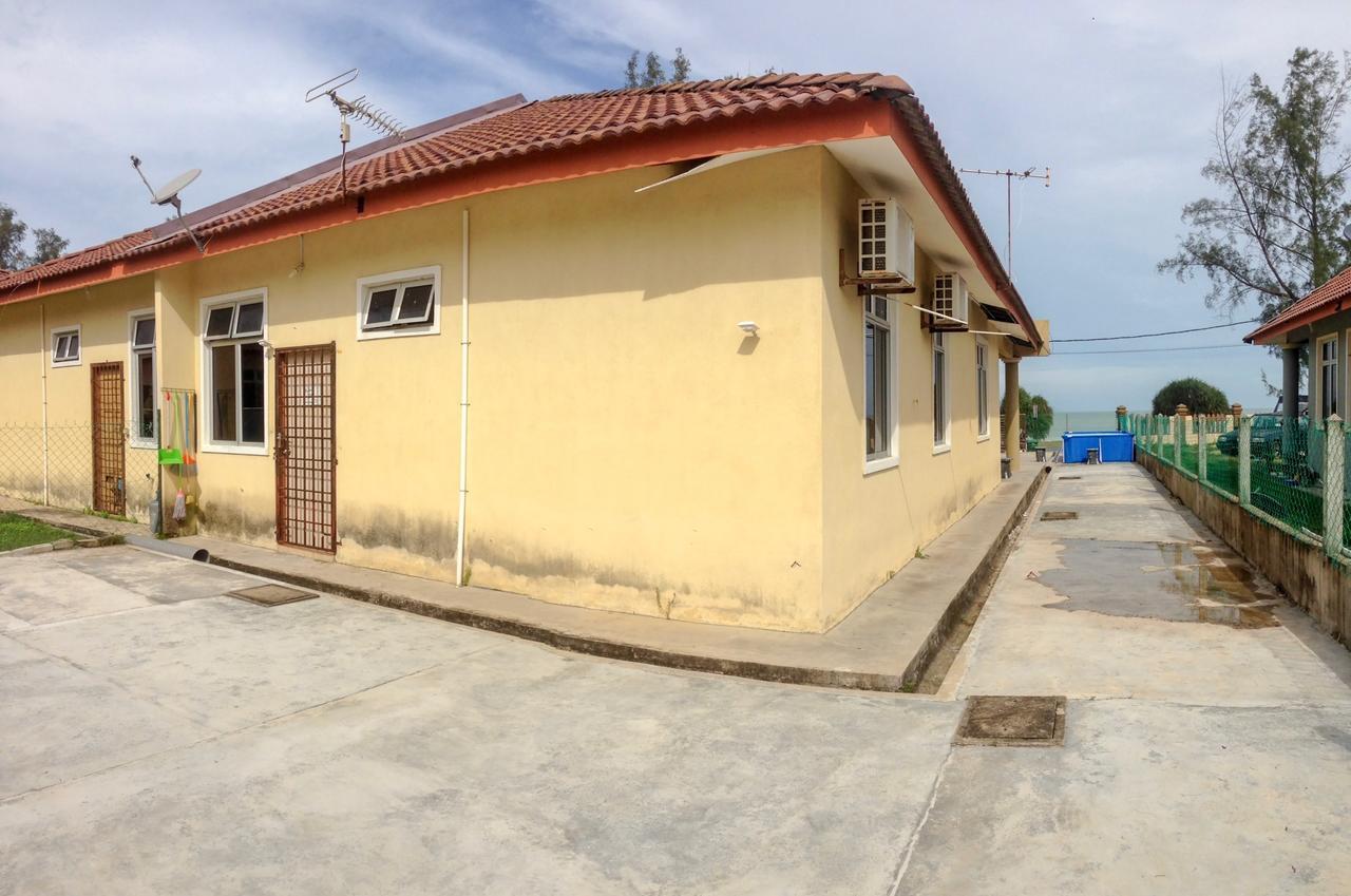 Promenade Homestay Дунгун Экстерьер фото